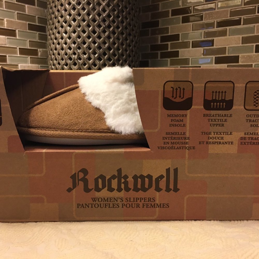 NIB Rockwell Women's Slippers Brown S- 5-6